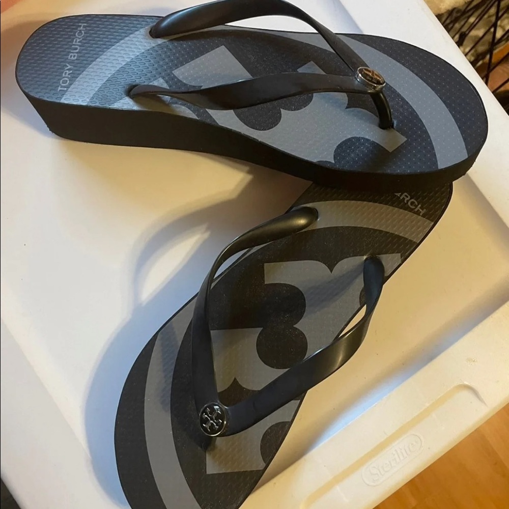 Tory Burch Flip Flops